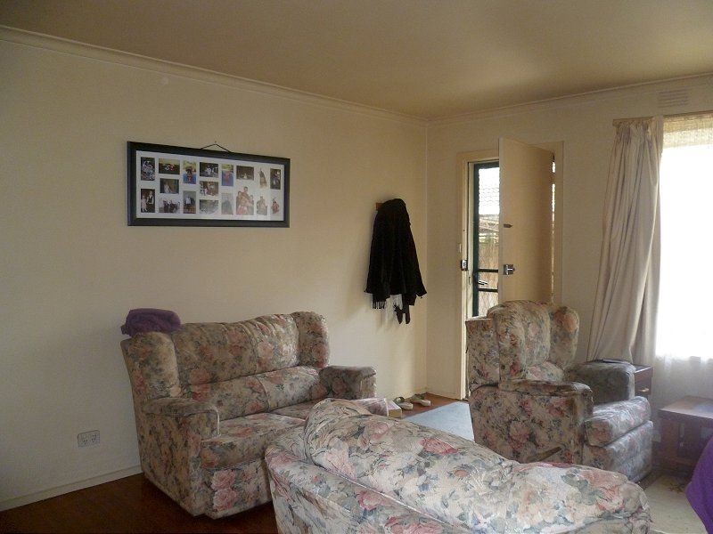 2/205 Sladen Street, Cranbourne VIC 3977