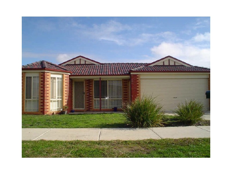 31 Geebung Road, Cranbourne VIC 3977