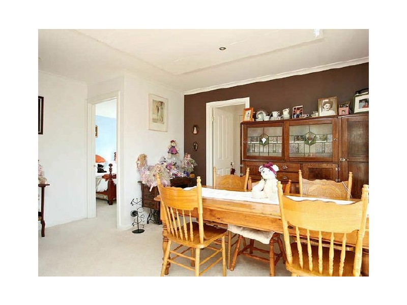 10 Thistlewood Place, Cranbourne East VIC 3977