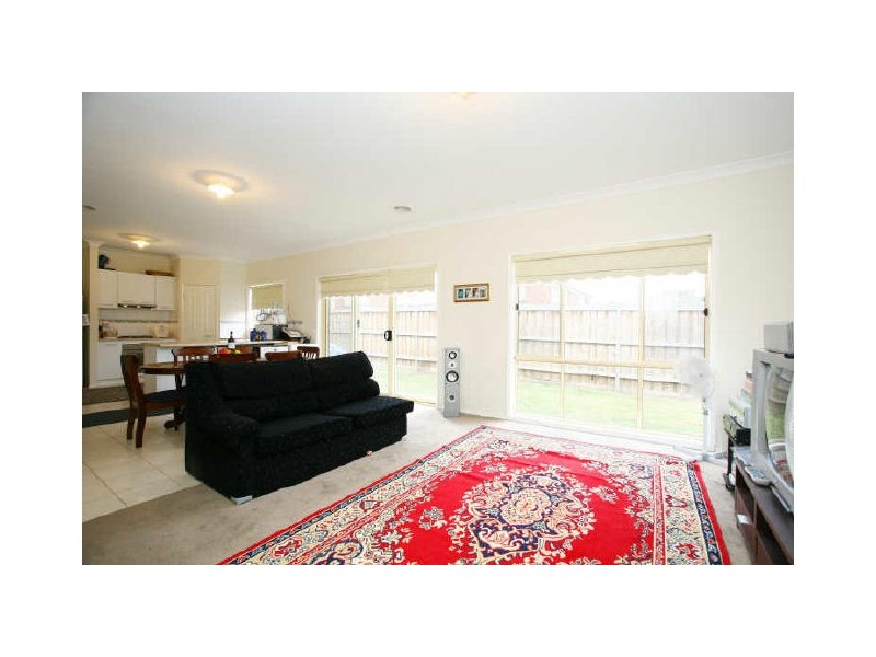 38 Waterbush Crescent, Lyndhurst VIC 3975