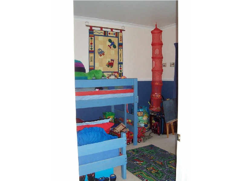 10 Amberly Park Drive, Narre Warren South VIC 3805