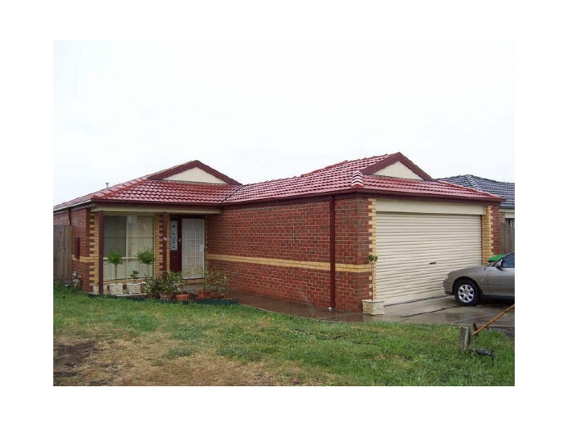 63 Scarborough Avenue, Cranbourne VIC 3977