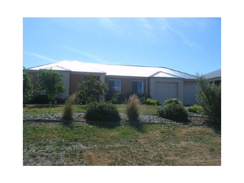 18 Sherbrooke Mews, Somerville VIC 3912
