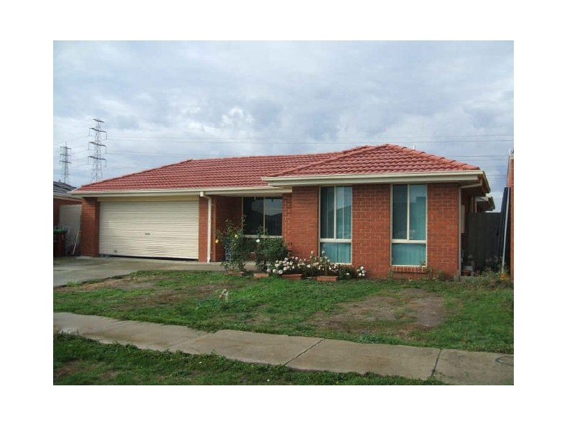 10 Suaad Court, Cranbourne VIC 3977