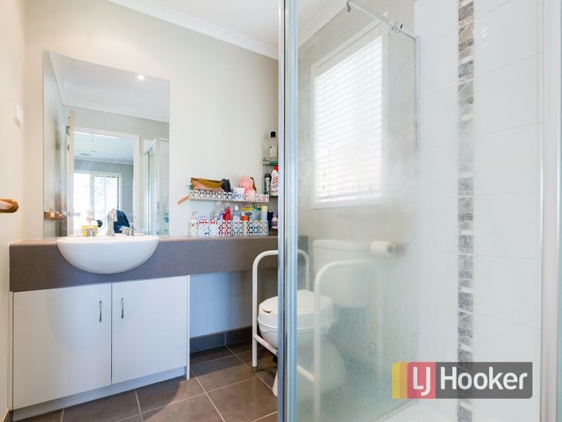 7 Saltram Court, Cranbourne East VIC 3977