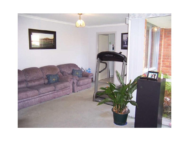 151 Courtenay Avenue, Cranbourne North VIC 3977