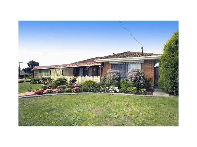 14 Chomley Street, Cranbourne VIC 3977
