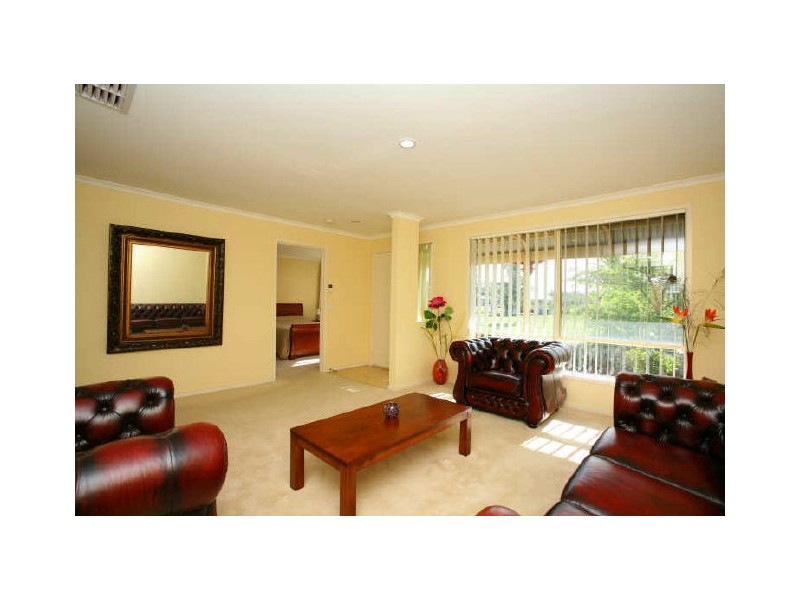 23 Waterside Drive, Cranbourne East VIC 3977