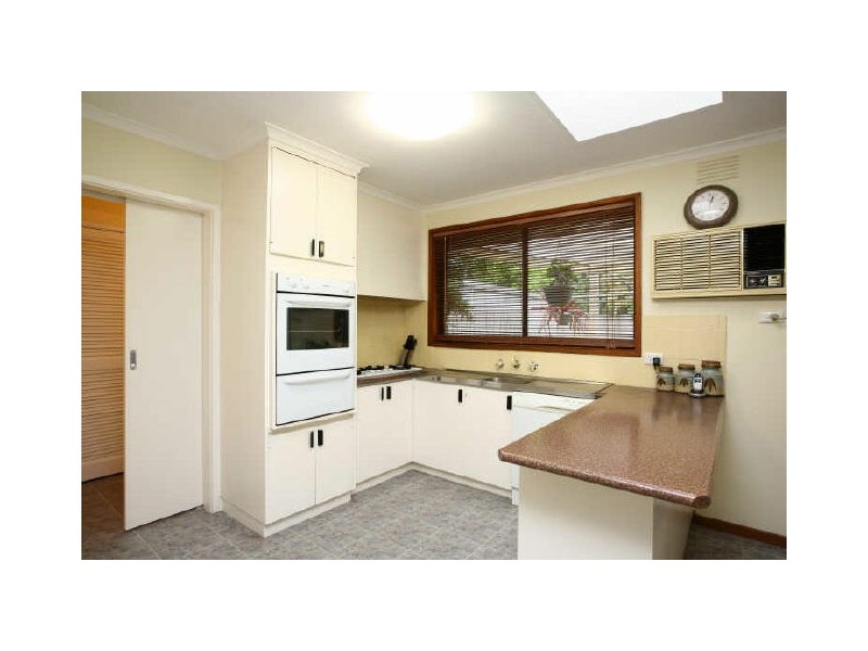 32 Clarendon Street, Cranbourne VIC 3977