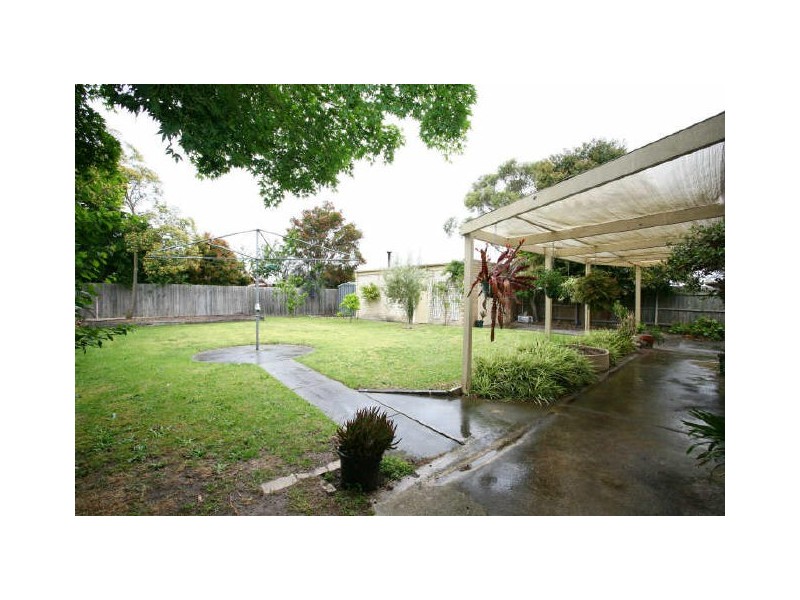 32 Clarendon Street, Cranbourne VIC 3977