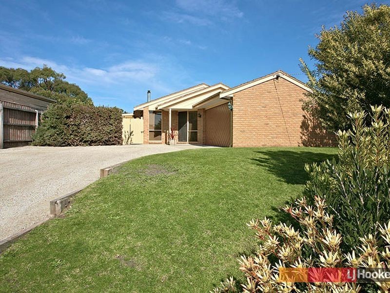10 Albatross Close, Blind Bight VIC 3980