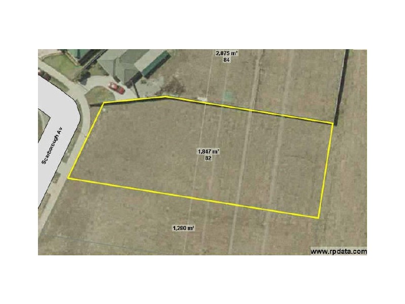 82 Scarborough Avenue, Cranbourne VIC 3977