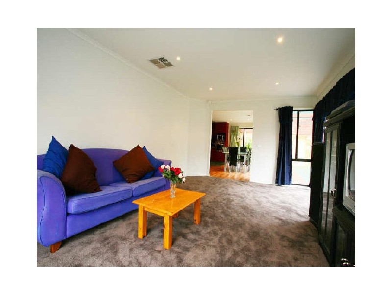 7 Brookland Greens Boulevard, Cranbourne VIC 3977