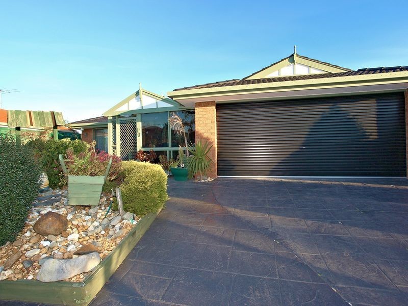 10 Howqua Place, Cranbourne East VIC 3977
