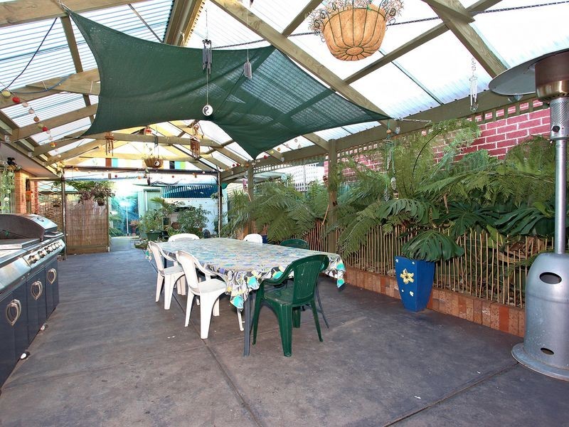 10 Howqua Place, Cranbourne East VIC 3977