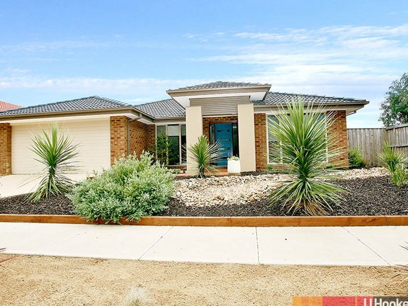 6 Lytham Court, Cranbourne VIC 3977