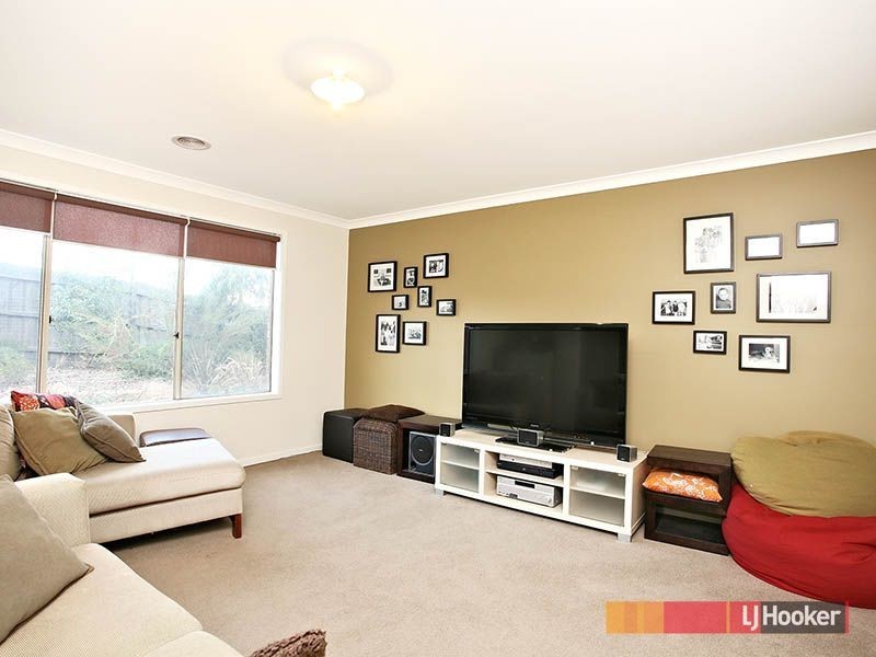 6 Lytham Court, Cranbourne VIC 3977