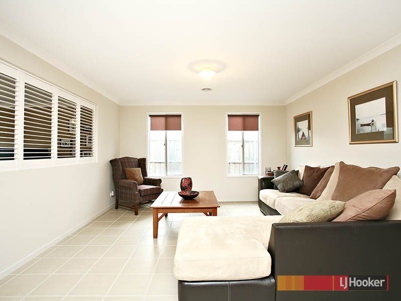 6 Lytham Court, Cranbourne VIC 3977