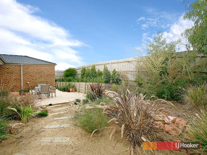 6 Lytham Court, Cranbourne VIC 3977
