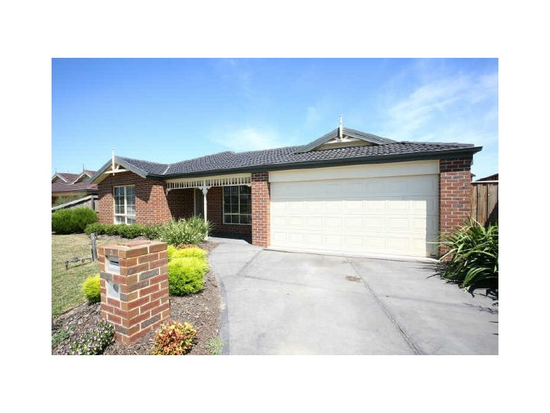 3 Glade Court, Cranbourne VIC 3977