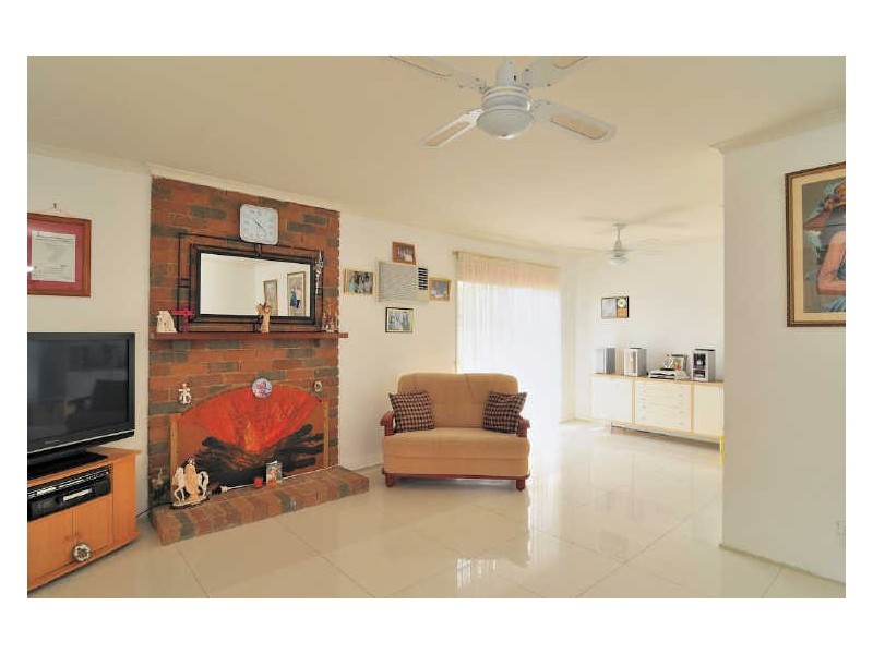 5 Willora Crescent, Cranbourne VIC 3977