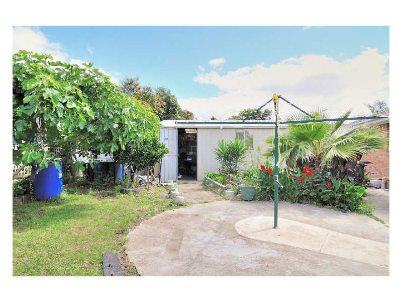 5 Willora Crescent, Cranbourne VIC 3977