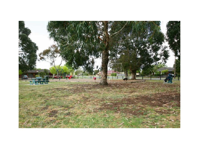 22 Marklin Street, Cranbourne VIC 3977