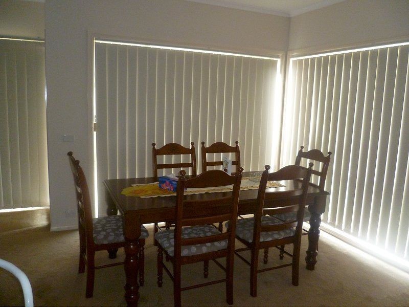 17 Amhurst Drive, Narre Warren South VIC 3805