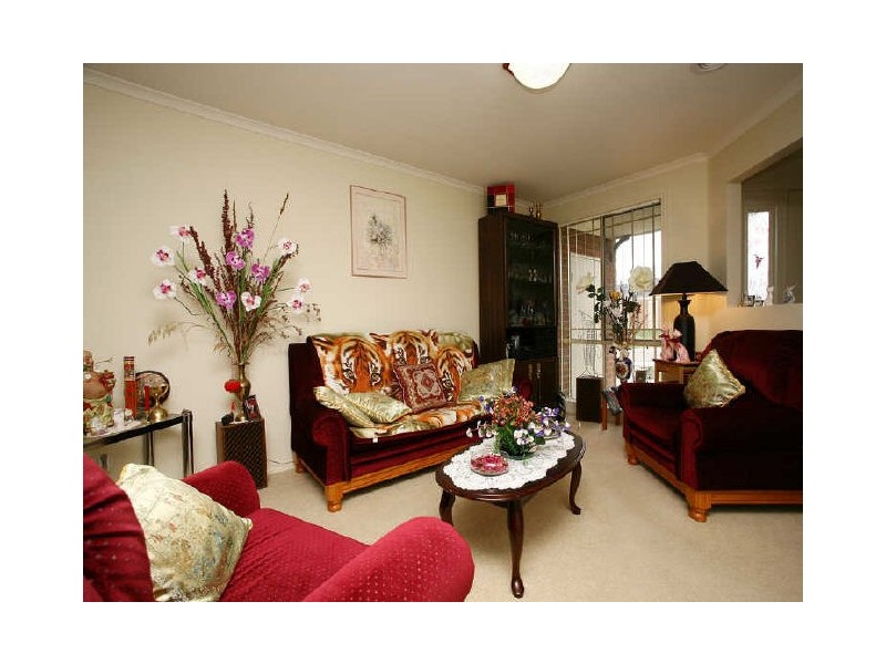 8 Faith Court, Cranbourne VIC 3977