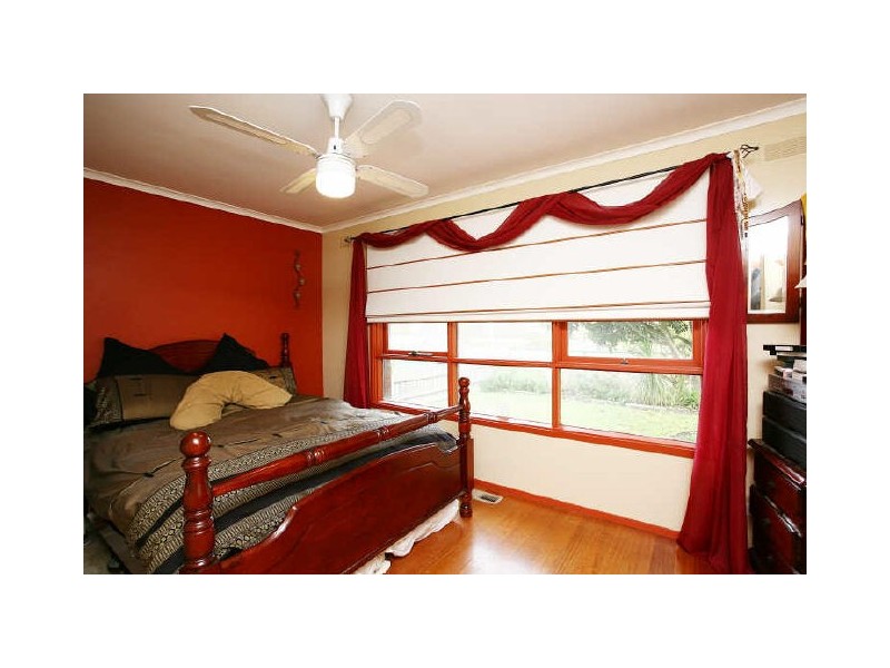 50 Lurline Street, Cranbourne VIC 3977