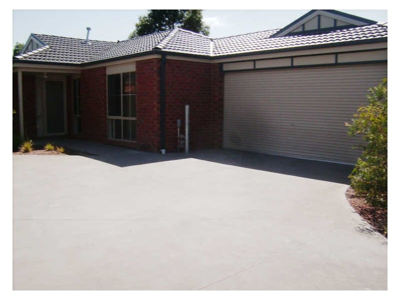 4/36 Armadale Drive, Narre Warren VIC 3805