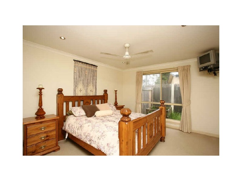 10 Gnoorong Street, Warneet VIC 3980