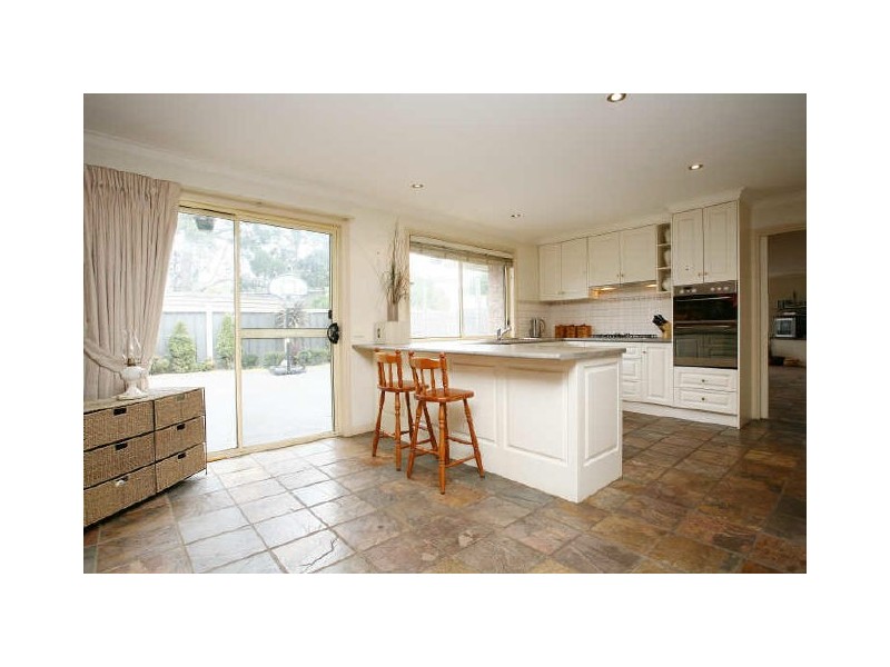 10 Gnoorong Street, Warneet VIC 3980