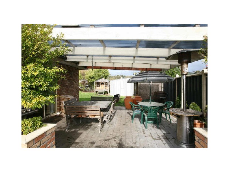 10 Gnoorong Street, Warneet VIC 3980