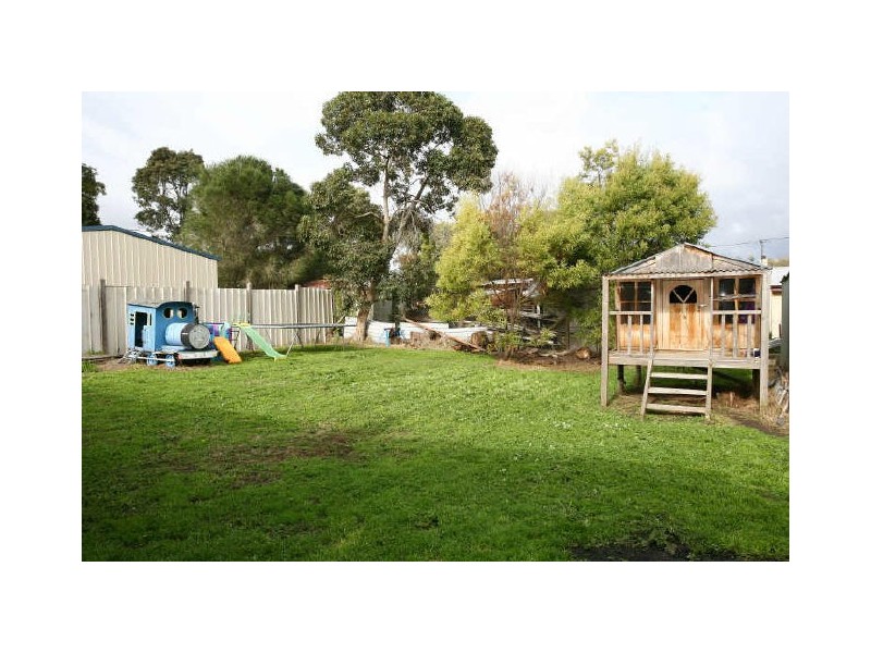 10 Gnoorong Street, Warneet VIC 3980