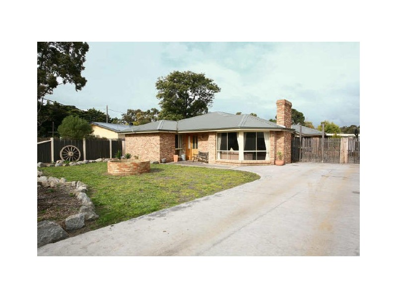 10 Gnoorong Street, Warneet VIC 3980