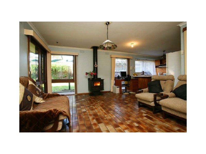 39 Ruffy Drive, Cranbourne VIC 3977