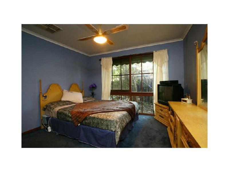 39 Ruffy Drive, Cranbourne VIC 3977