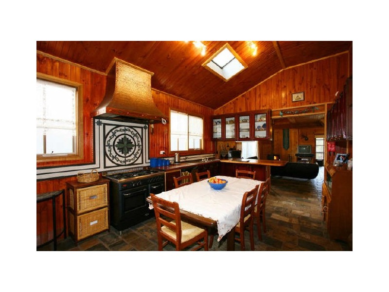 53 Glenalva Pd, Cannons Creek VIC 3977