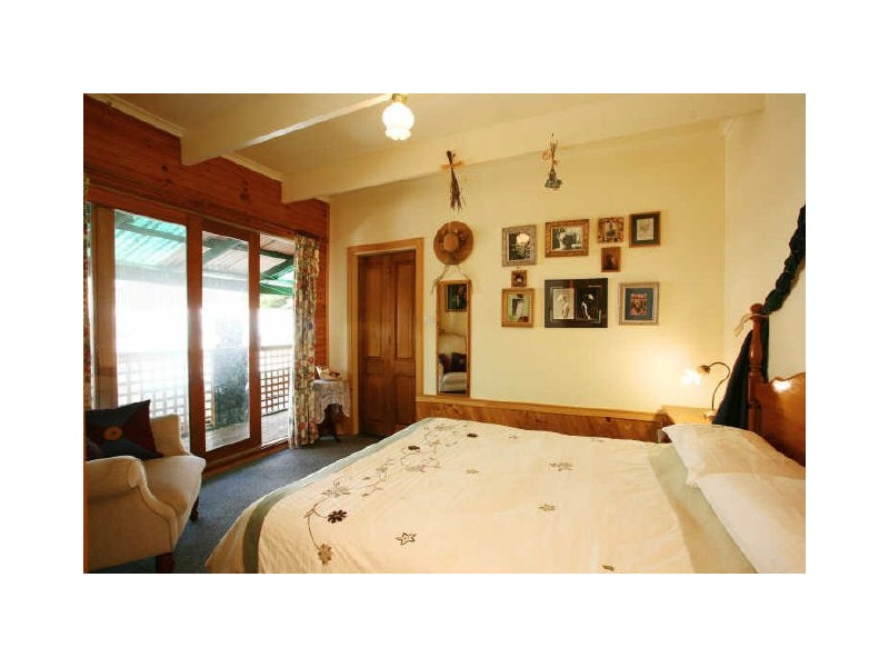 53 Glenalva Pd, Cannons Creek VIC 3977