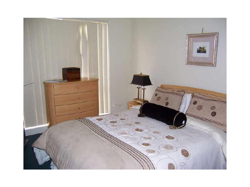 63 Scarborough Avenue, Cranbourne VIC 3977