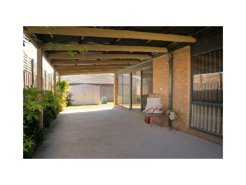 42 Central Parkway, Cranbourne VIC 3977