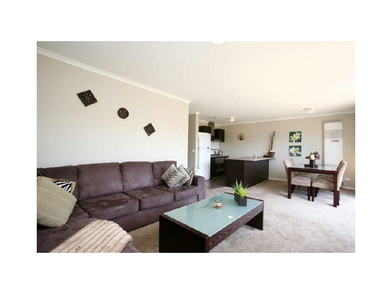 38 Greenaway Terrace, Cranbourne VIC 3977