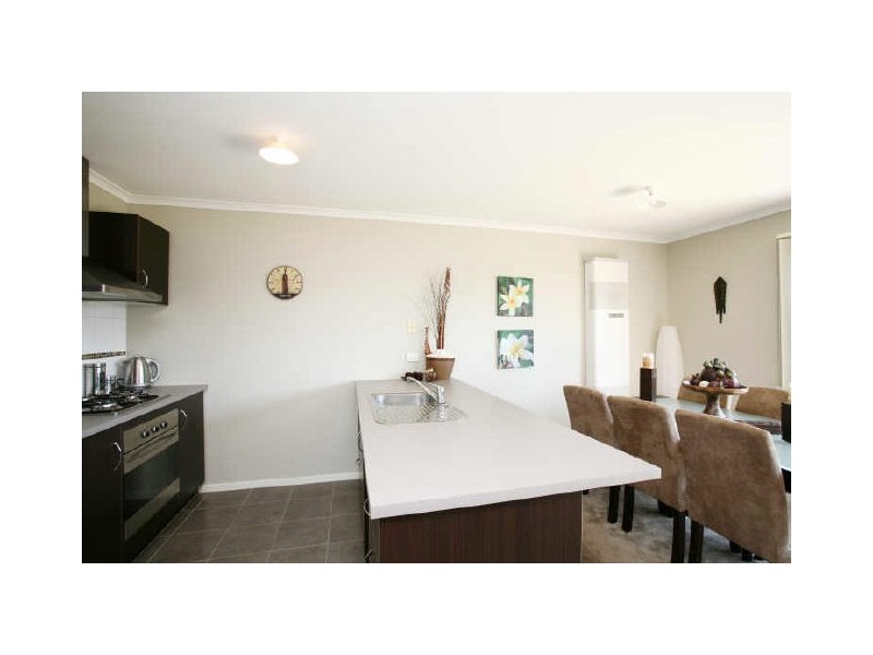 38 Greenaway Terrace, Cranbourne VIC 3977