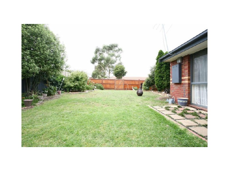 Cranbourne North VIC 3977