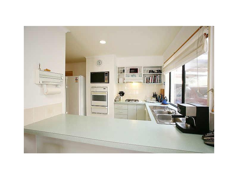 54 Broome Crescent, Cranbourne North VIC 3977