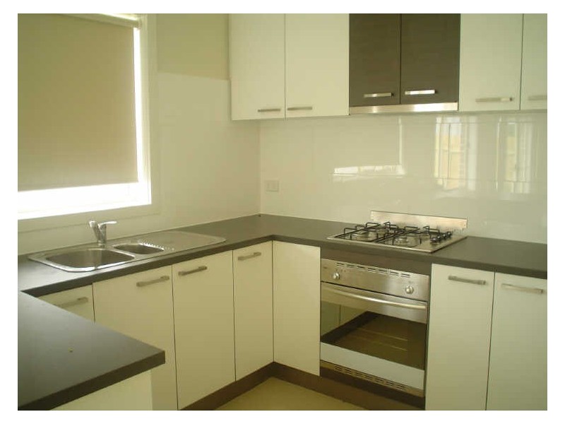 3/5 Gordon Street, Cranbourne VIC 3977