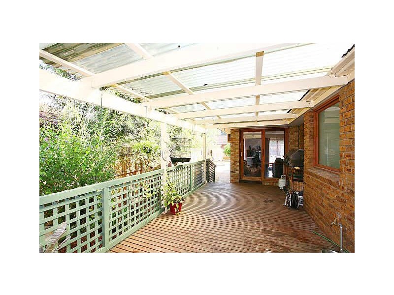 17 Ruffy Drive, Cranbourne VIC 3977