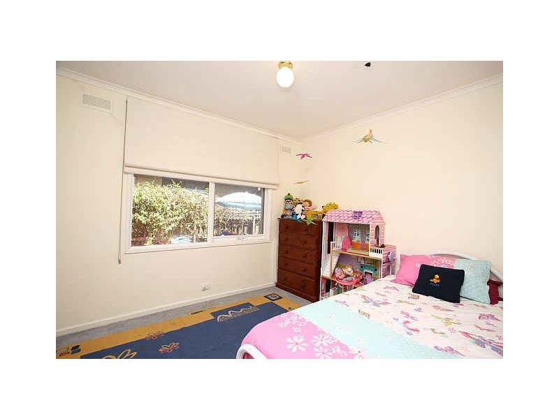 13 Ainsleigh Court, Cranbourne VIC 3977