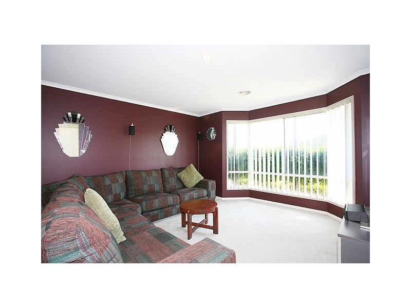 29 Gatehouse Parade, Cranbourne VIC 3977